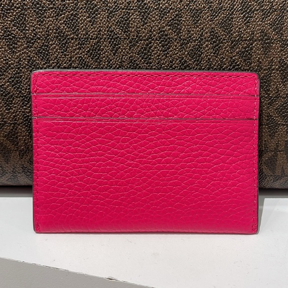 MICHAEL KORS
Reed Large Pebbled Leather Card Holder Case
Electric Pink
NWT - Picture 10 of 16